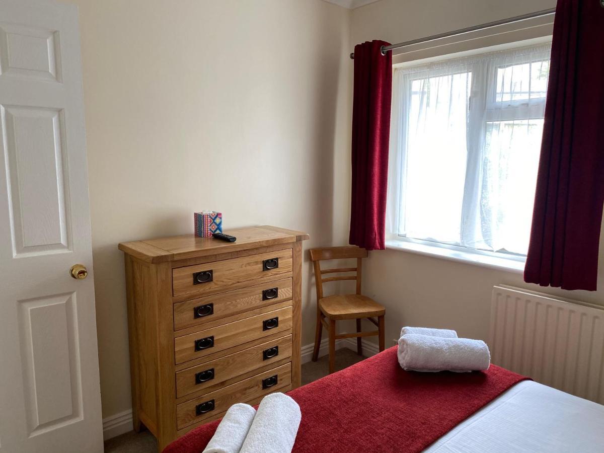 Byways Serviced Apartments Σαλισμπέρι Εξωτερικό φωτογραφία