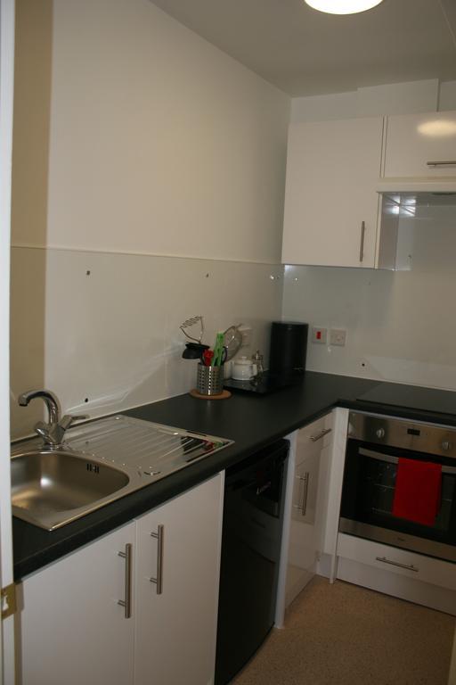 Byways Serviced Apartments Σαλισμπέρι Εξωτερικό φωτογραφία